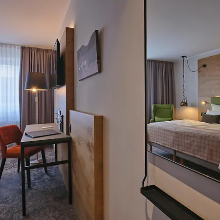 Hotel Restaurant Burg-klause 4*