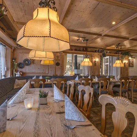 호텔 Restaurant Burg-klause