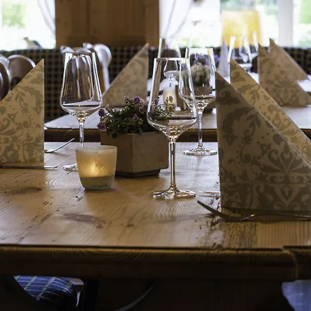 Отель Restaurant Burg-klause