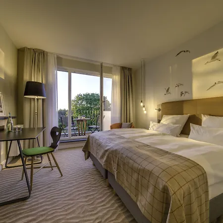 Hotel Restaurant Burg-klause 4*