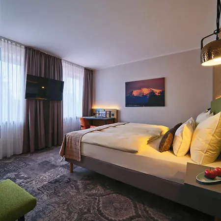 Restaurant Burg-klause Отель Бург-ауф-Фемарн