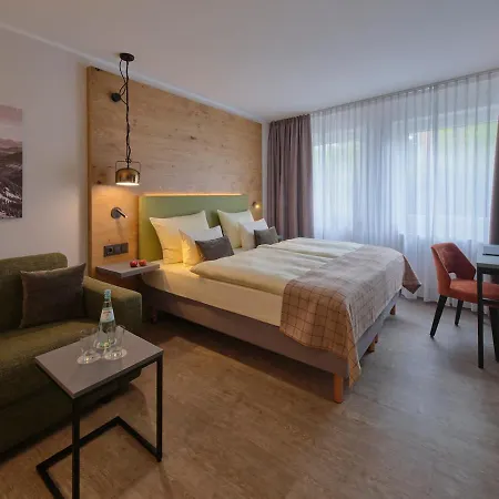 Restaurant Burg-klause 4* 버그아프페마른